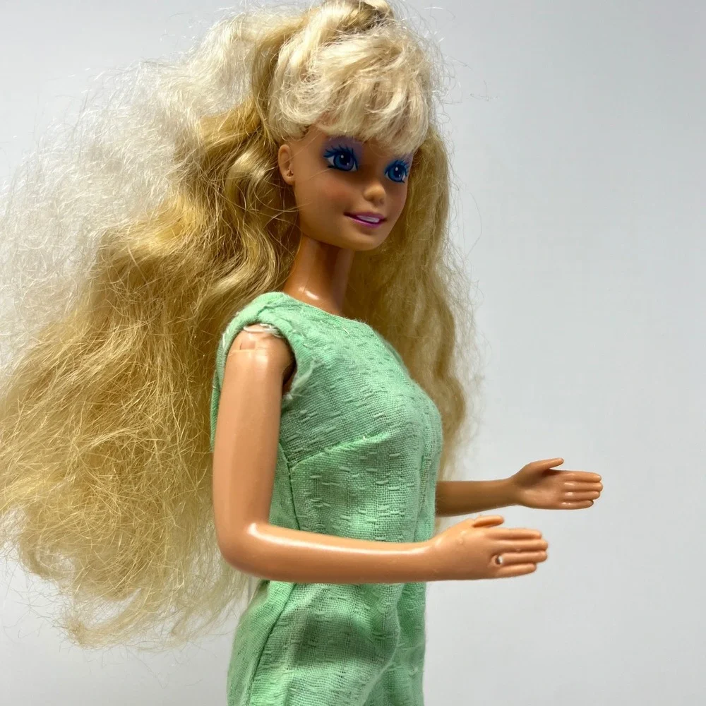 Mattel Barbie Doll 11.5‎ Inch Blonde Green Jumpsuit Gold Shoes 1966 Body 1980s